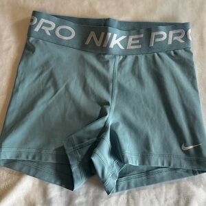 Nike Pro Dri-FIT Baby Blue Shorts Women’s Size Small Athletic Wear